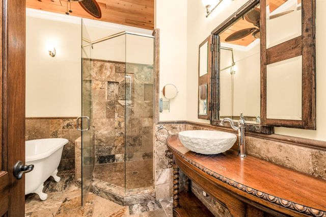 641 NE 19th Avenue, Deerfield Beach, FL 33441