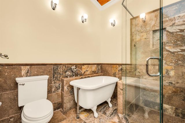 641 NE 19th Avenue, Deerfield Beach, FL 33441