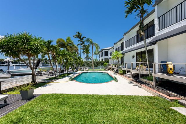 641 NE 19th Avenue, Deerfield Beach, FL 33441