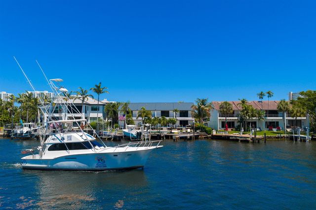 641 NE 19th Avenue, Deerfield Beach, FL 33441