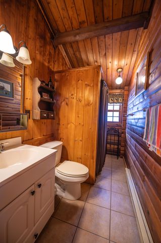 47 Ives Road, Wilmington, VT 05363