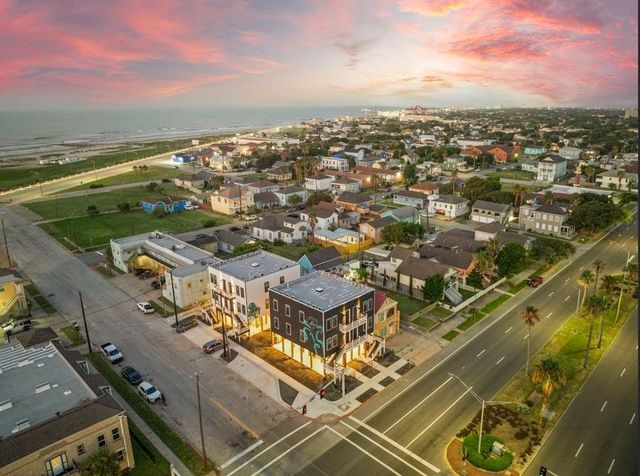 1009 8th St Unit G Street, Galveston, TX 77550