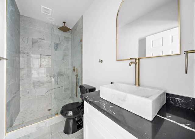 1009 8th St Unit G Street, Galveston, TX 77550