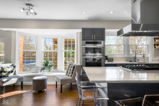 4103 Ridgeway Avenue, Columbus, IN 47203