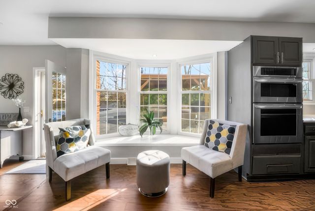 4103 Ridgeway Avenue, Columbus, IN 47203