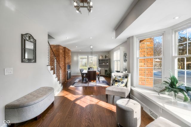 4103 Ridgeway Avenue, Columbus, IN 47203