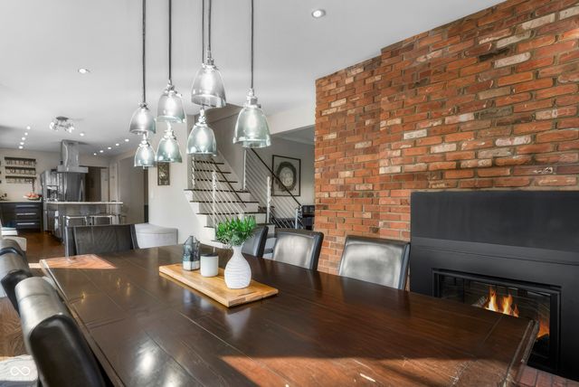 4103 Ridgeway Avenue, Columbus, IN 47203