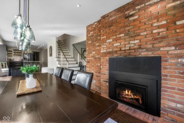 4103 Ridgeway Avenue, Columbus, IN 47203