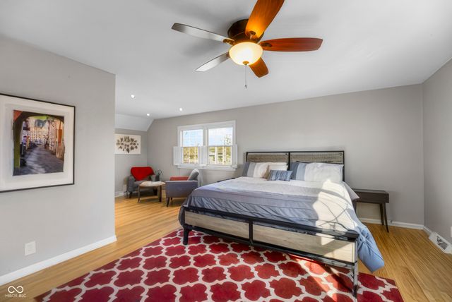 4103 Ridgeway Avenue, Columbus, IN 47203