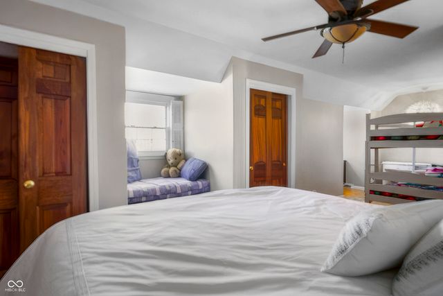 4103 Ridgeway Avenue, Columbus, IN 47203