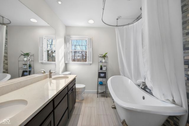 4103 Ridgeway Avenue, Columbus, IN 47203