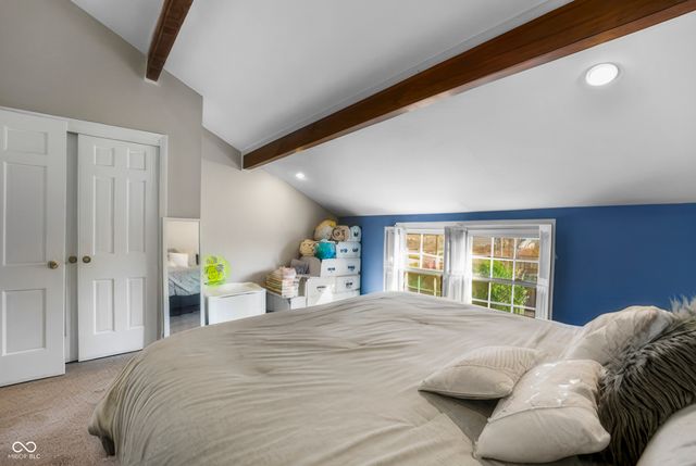 4103 Ridgeway Avenue, Columbus, IN 47203