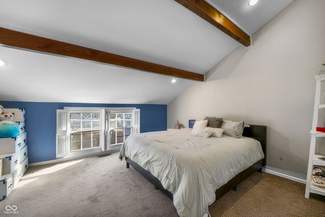 4103 Ridgeway Avenue, Columbus, IN 47203