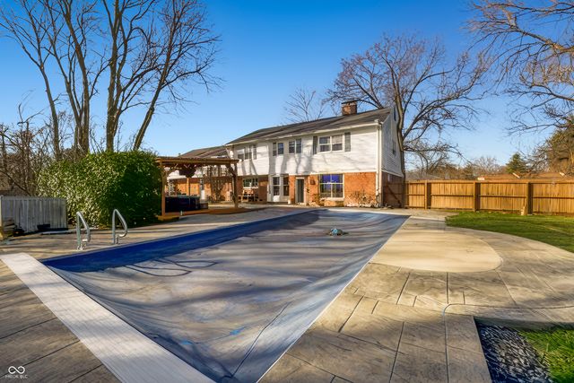 4103 Ridgeway Avenue, Columbus, IN 47203