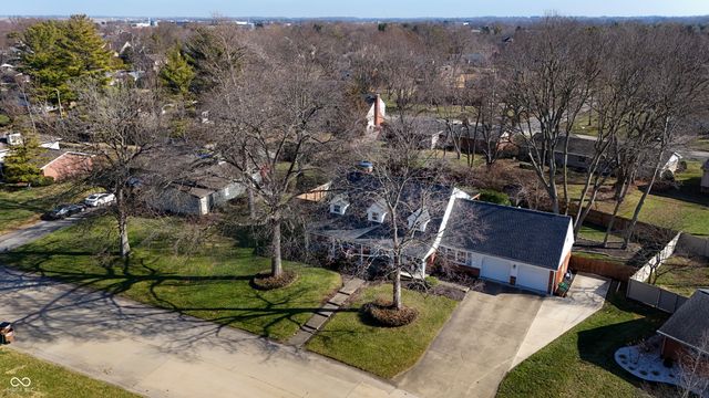 4103 Ridgeway Avenue, Columbus, IN 47203