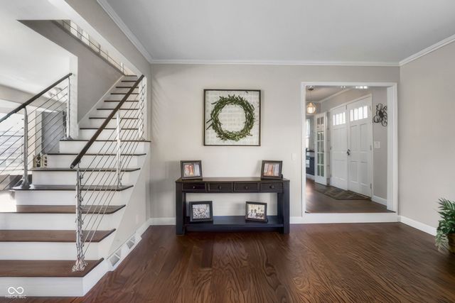 4103 Ridgeway Avenue, Columbus, IN 47203