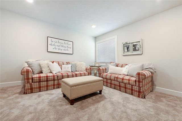 409 Spruce Lane, North Strabane, PA 15317