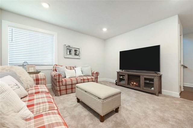 409 Spruce Lane, North Strabane, PA 15317