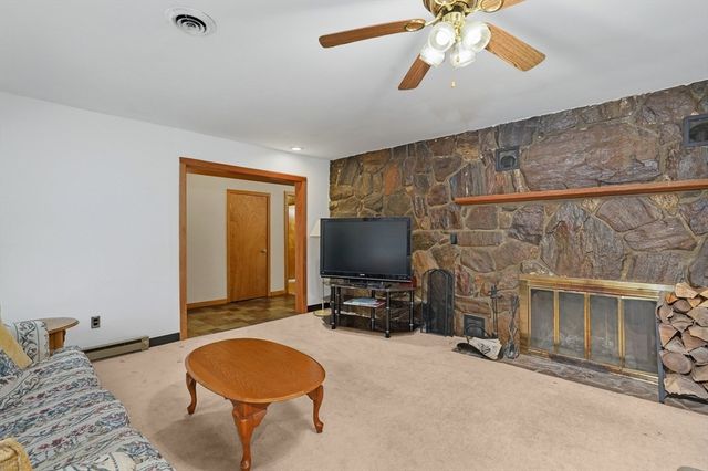 30 Bond Rd, Charlton, MA 01507