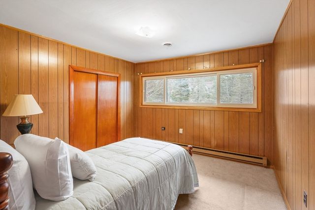 30 Bond Rd, Charlton, MA 01507