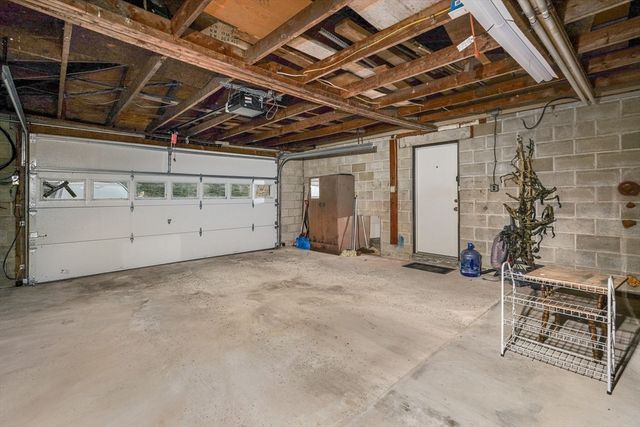 30 Bond Rd, Charlton, MA 01507