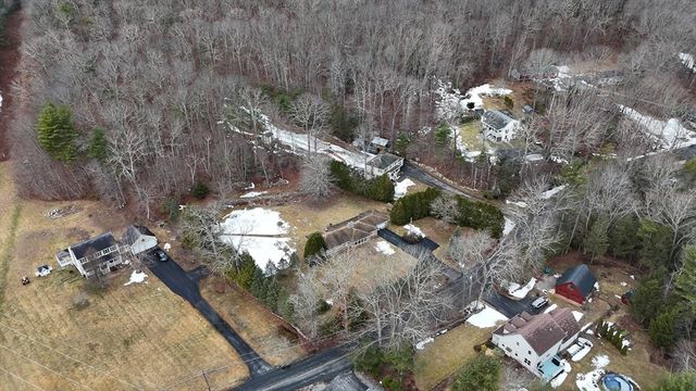 30 Bond Rd, Charlton, MA 01507