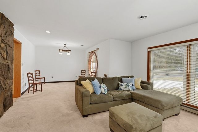 30 Bond Rd, Charlton, MA 01507
