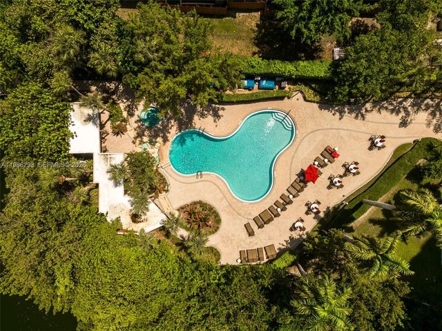 3400 NE 192 Street 1810, Aventura, FL 33180