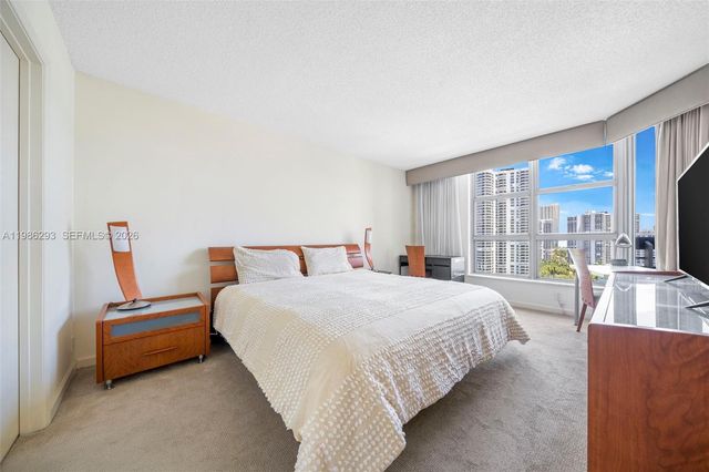 3400 NE 192 Street 1810, Aventura, FL 33180