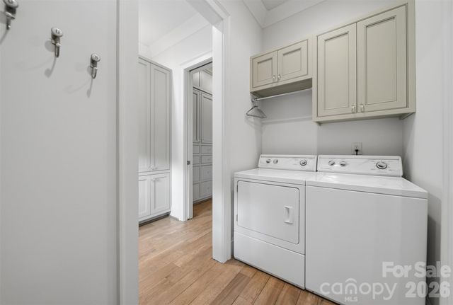 834 9th Avenue NW, Hickory, NC 28601