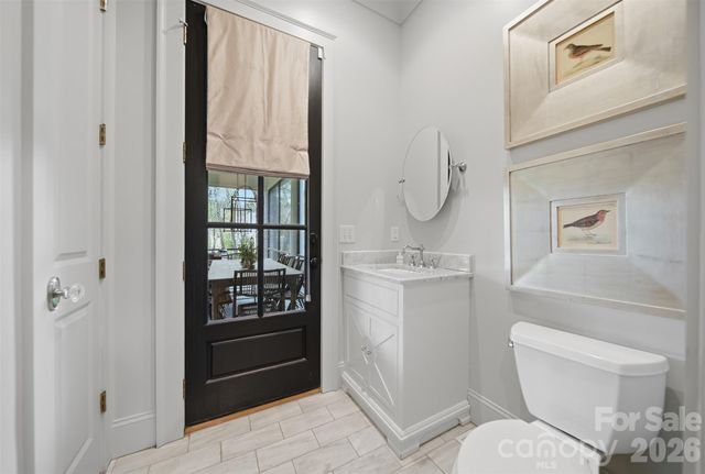 834 9th Avenue NW, Hickory, NC 28601