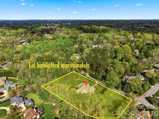 834 9th Avenue NW, Hickory, NC 28601