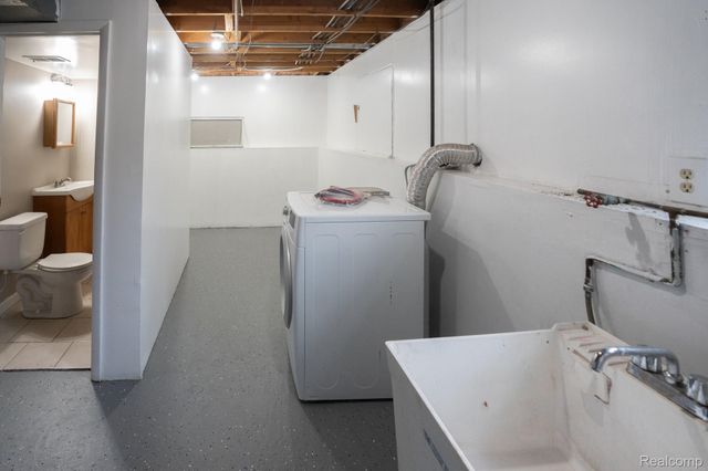 758 South Boulevard W, Rochester Hills, MI 48307