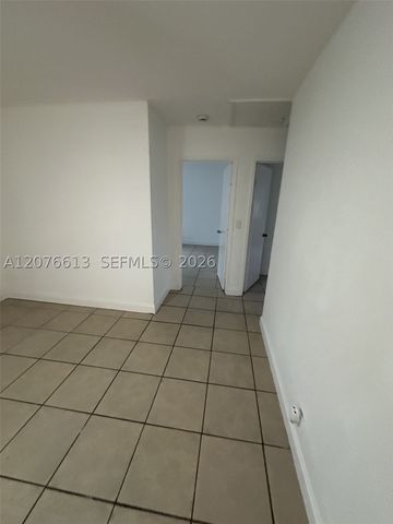 409 SW 4th Ter w, Hallandale Beach, FL 33009