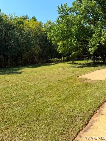 3764 HUNTING CREEK Road, Montgomery, AL 36116