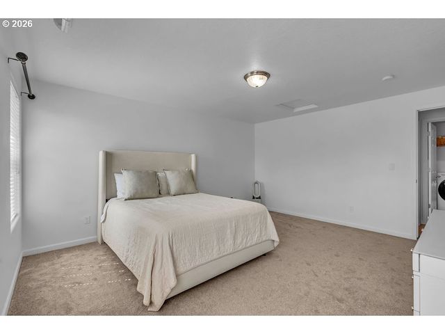 1149 DAHLIA St, Woodburn, OR 97071