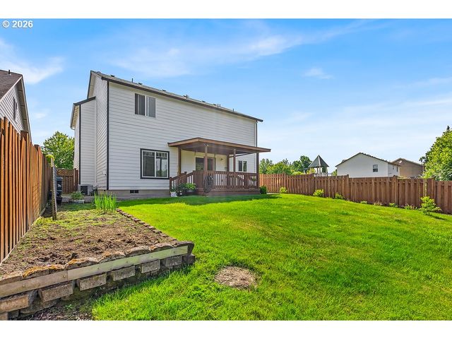 1149 DAHLIA St, Woodburn, OR 97071