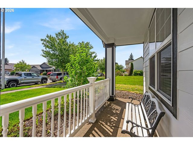 1149 DAHLIA St, Woodburn, OR 97071