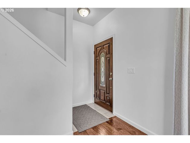 1149 DAHLIA St, Woodburn, OR 97071