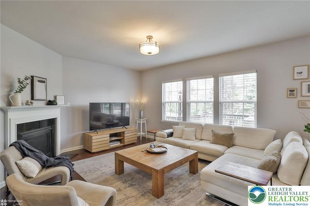 9254 WINDY BUSH Lane, Upper Macungie Twp, PA 18031