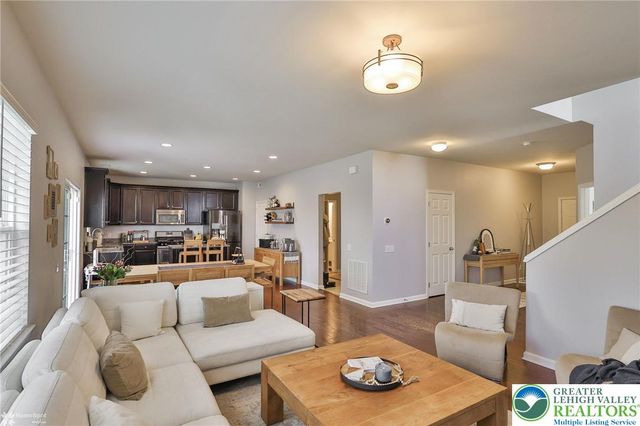 9254 WINDY BUSH Lane, Upper Macungie Twp, PA 18031