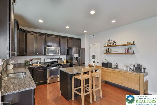 9254 WINDY BUSH Lane, Upper Macungie Twp, PA 18031