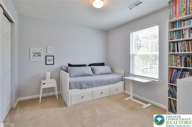 9254 WINDY BUSH Lane, Upper Macungie Twp, PA 18031