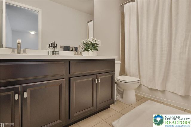 9254 WINDY BUSH Lane, Upper Macungie Twp, PA 18031