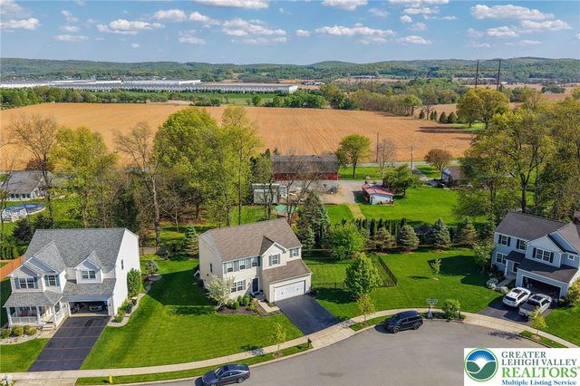9254 WINDY BUSH Lane, Upper Macungie Twp, PA 18031
