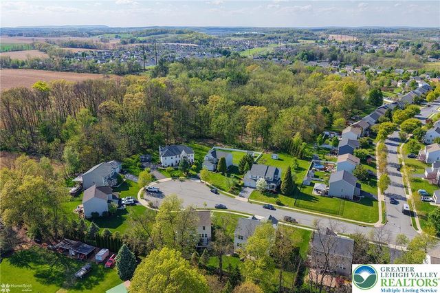 9254 WINDY BUSH Lane, Upper Macungie Twp, PA 18031
