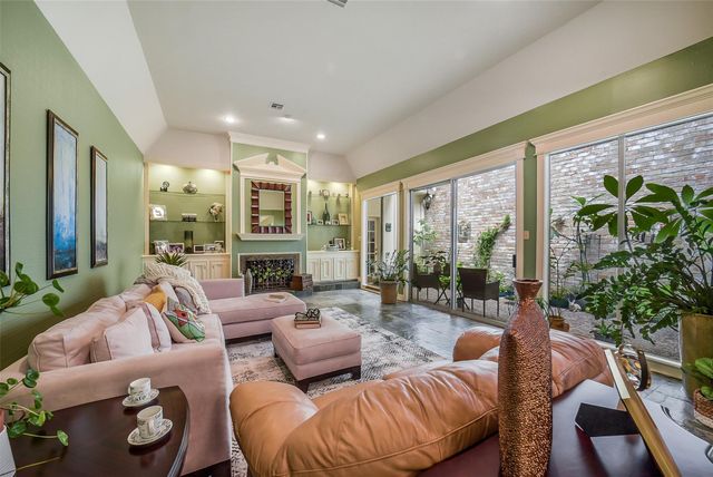 9340 Briar Forest, Houston, TX 77063