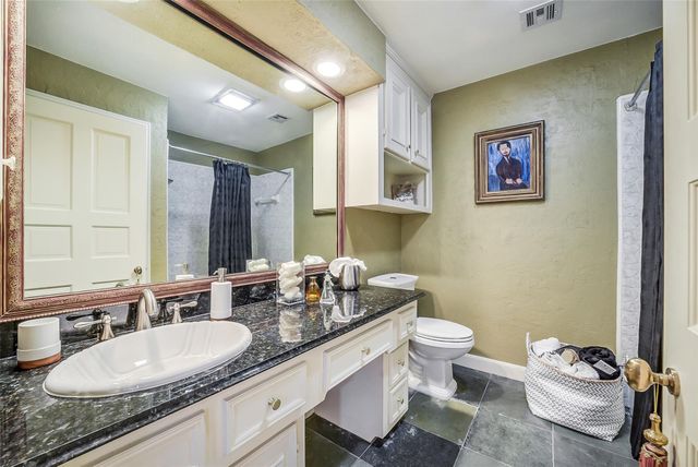 9340 Briar Forest, Houston, TX 77063