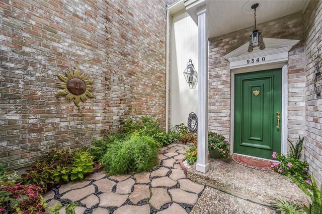9340 Briar Forest, Houston, TX 77063