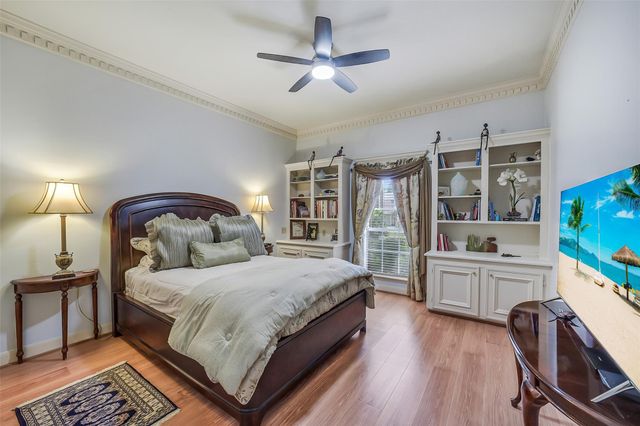 9340 Briar Forest, Houston, TX 77063